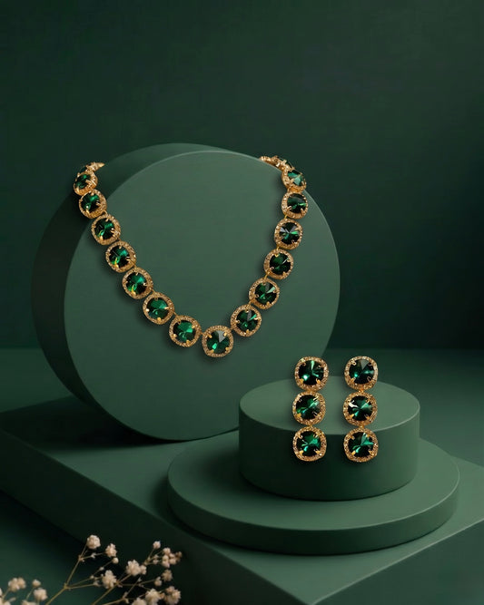 Royal  Emerald Glow Necklace & Earrings Set